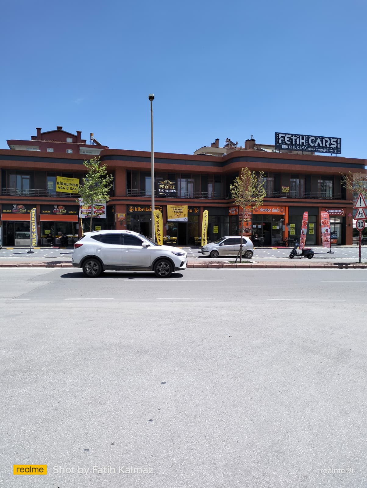 Konya Karatay Fetih Mahallesi Ahmet Hamdi Göğüş Cad. Kiralık 33 m² I Dükkan&Mağaza