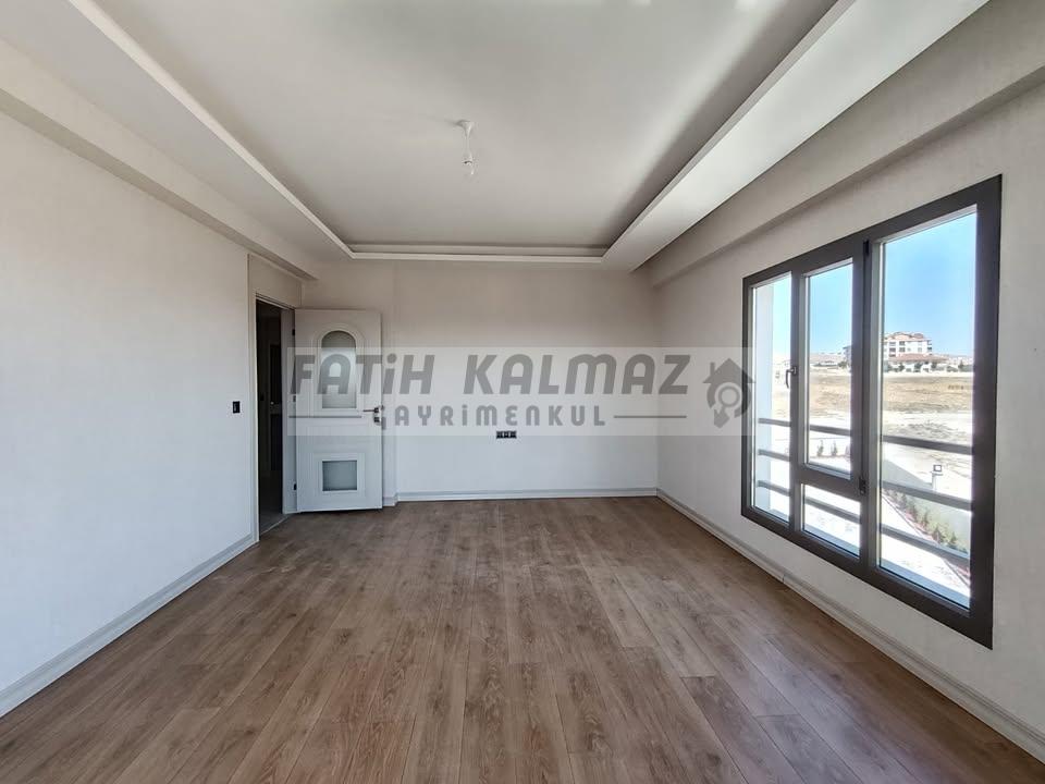 Konya Selçuklu S. Eyyubi Mahallesi’nde Satılık 4+1 AraKat Daire – 170 m², Kızartma Mutfaklı