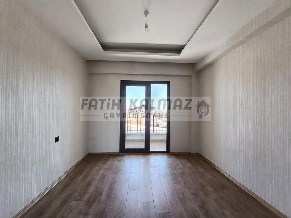 Konya Selçuklu S. Eyyubi Mahallesi’nde Satılık 4+1 AraKat Daire – 170 m², Kızartma Mutfaklı
