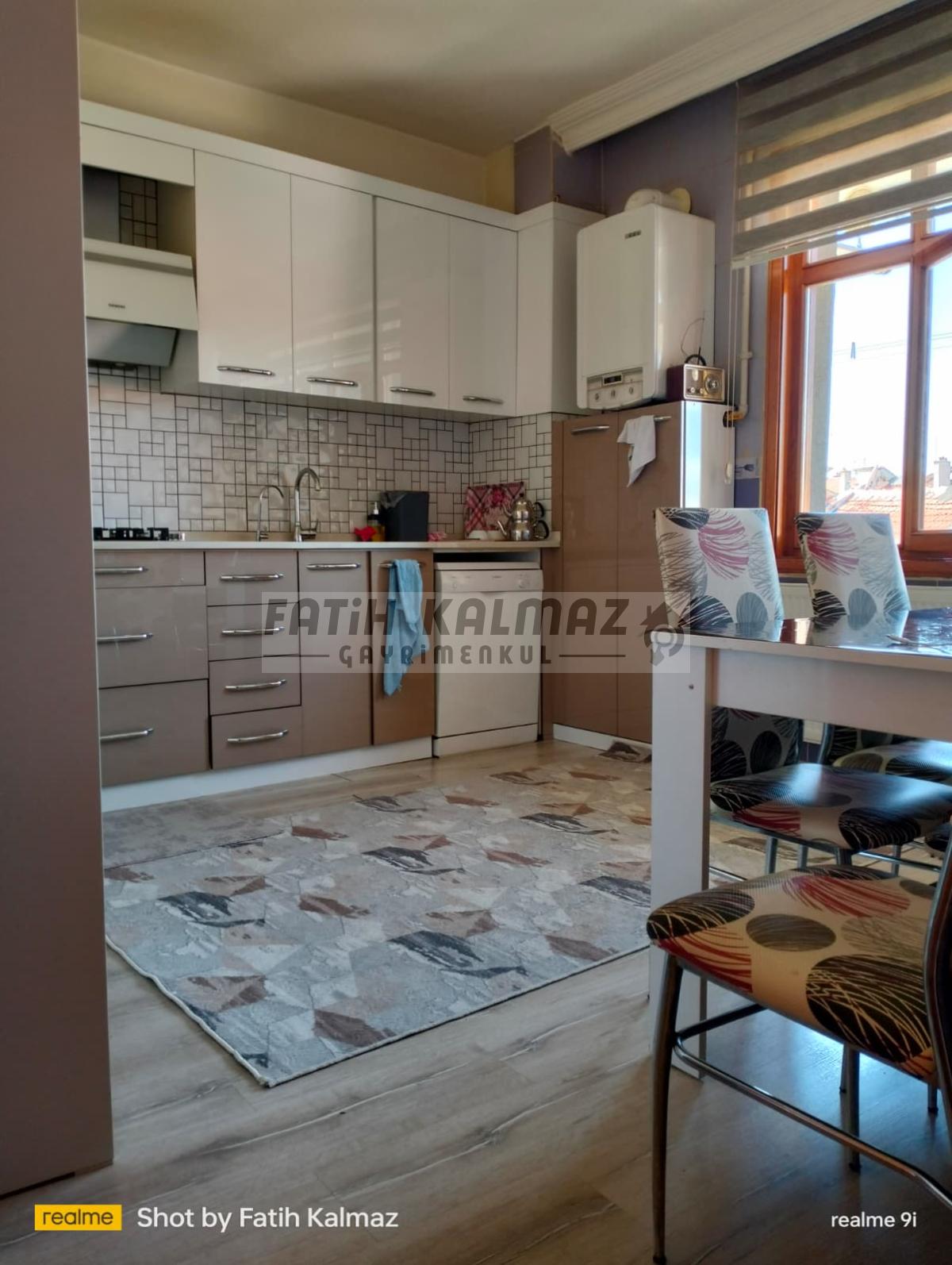 Konya Selçuklu Dumlupınar Mahallesi’nde Satılık 3+1 SonKat Daire – 160 m² I Kilerli