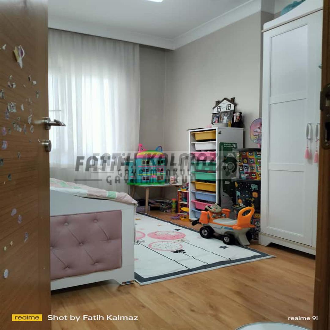Konya Selçuklu Hacıkaymak Mahallesi’nde Satılık 3+1 AraKat Daire – 165 m², Site İçi