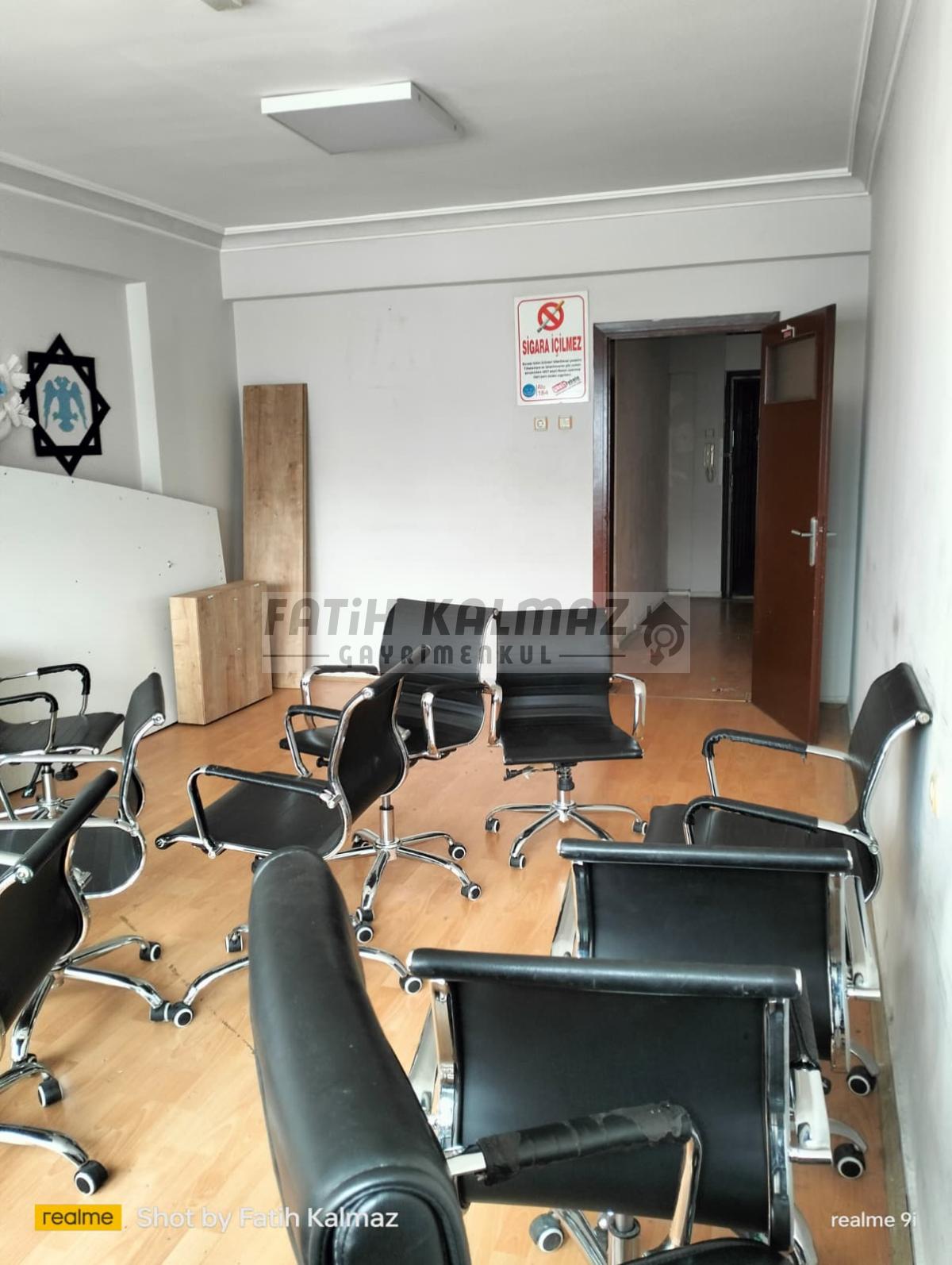 Konya Selçuklu Nişantaş Mahallesi'nde Kiralık Büro/Ofis - 2+1 - 100 m2