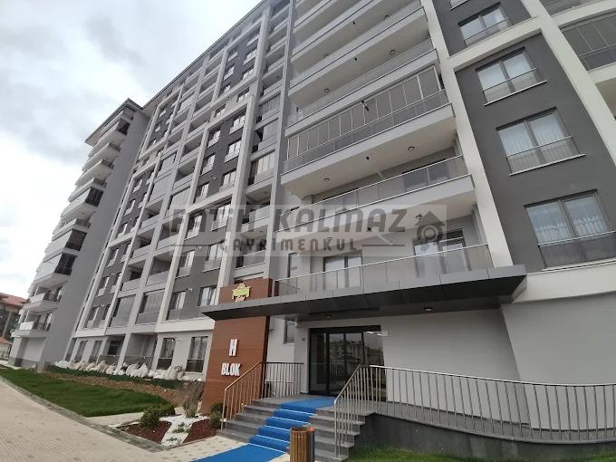 Konya Meram Uluırmak Mahallesi’nde Fahrunnisa Evleri Satılık 2+1 Boş Hisse – 120 m² I Site İçi