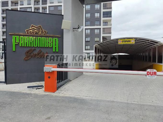 Konya Meram Uluırmak Mahallesi’nde Fahrunnisa Evleri Satılık 3+1 Boş Hisse – 150 m² I Site İçi