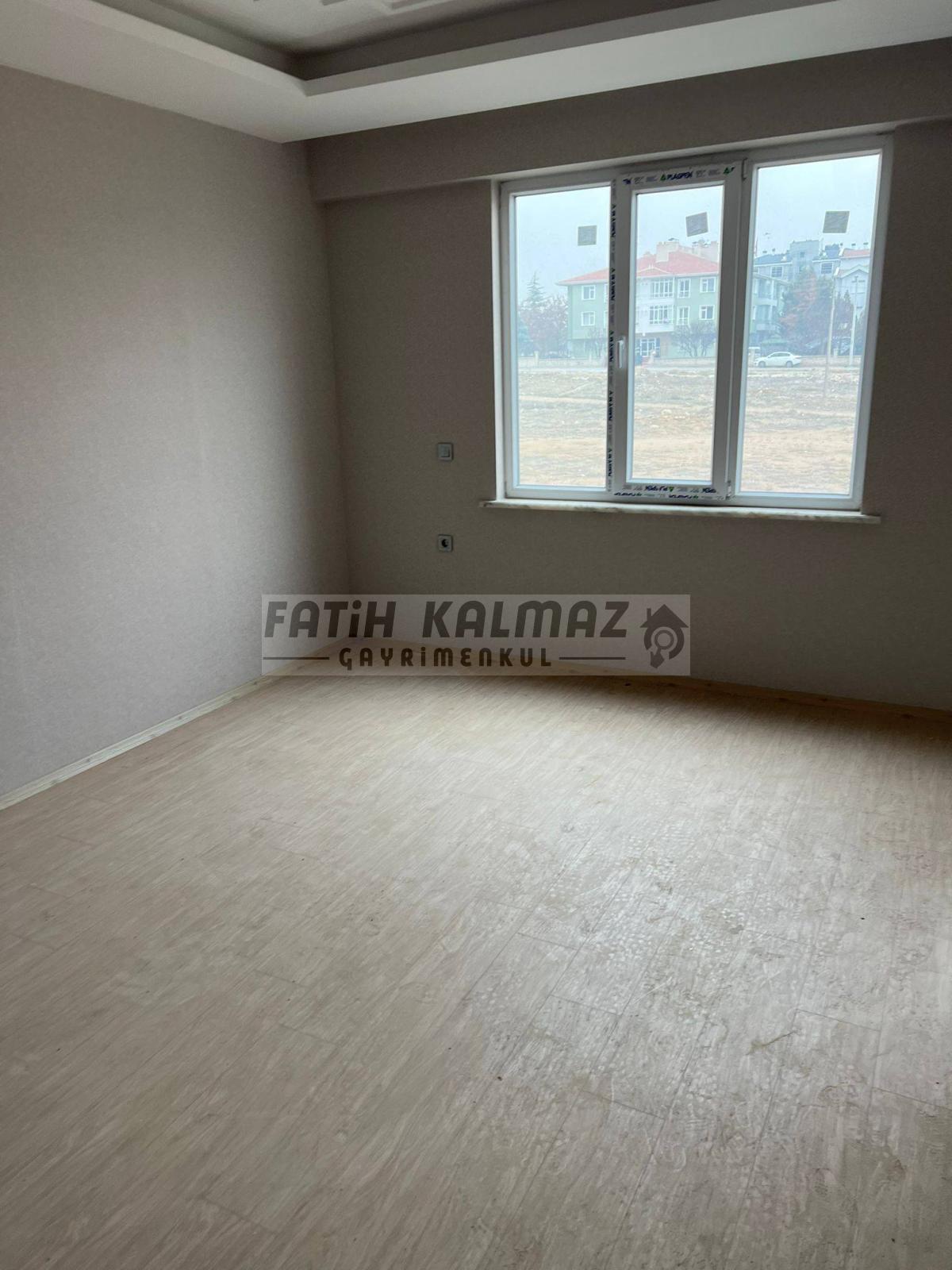 Konya Selçuklu Sancak Mahallesi’nde Satılık 4+1 Dükkan Üzei Daire – 190 m²