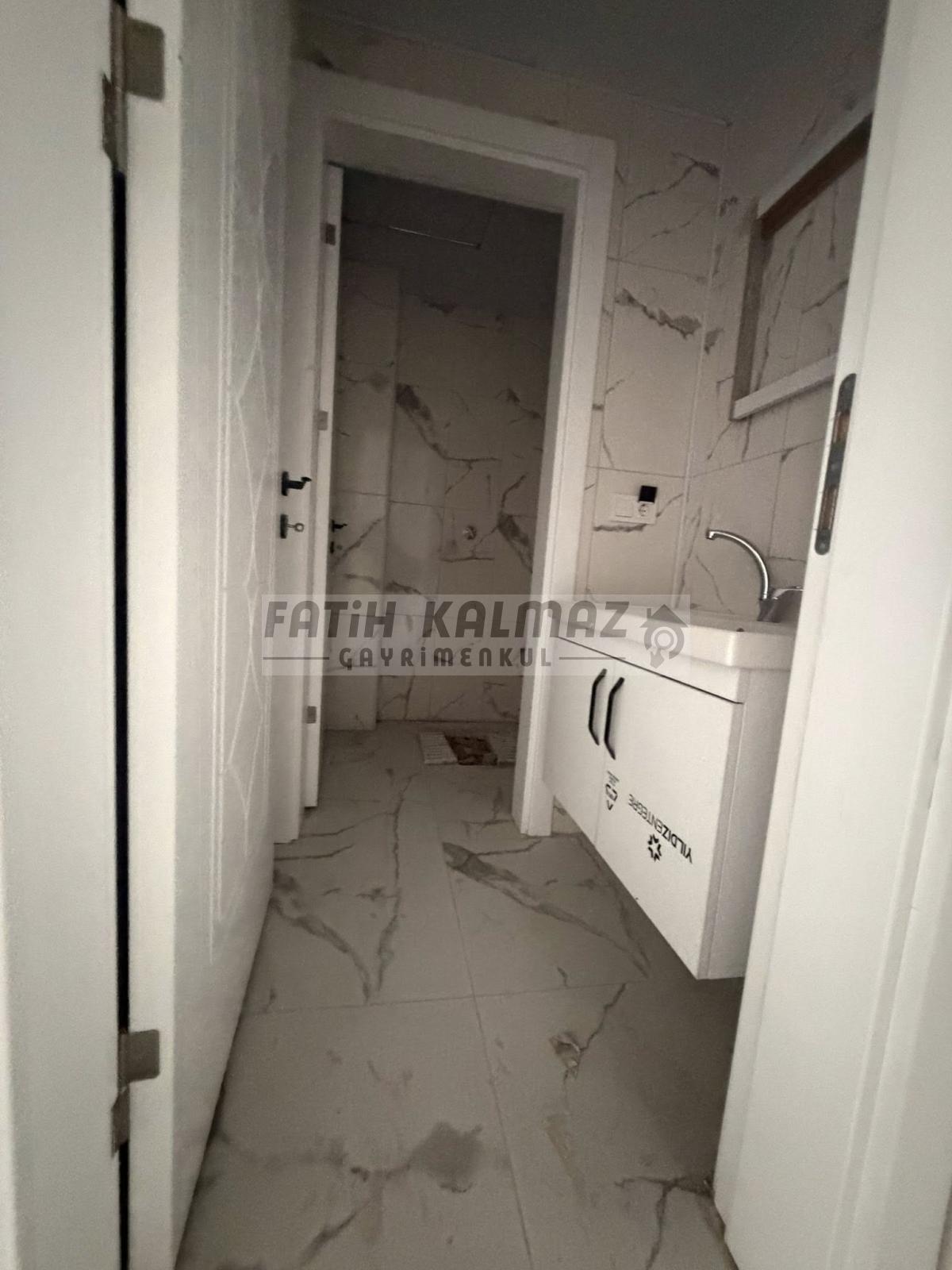 Konya Karatay Sarıyakup Mahallesi’nde Satılık 3+1 AraKat Daire – 160 m², Kapalı Otoparklı