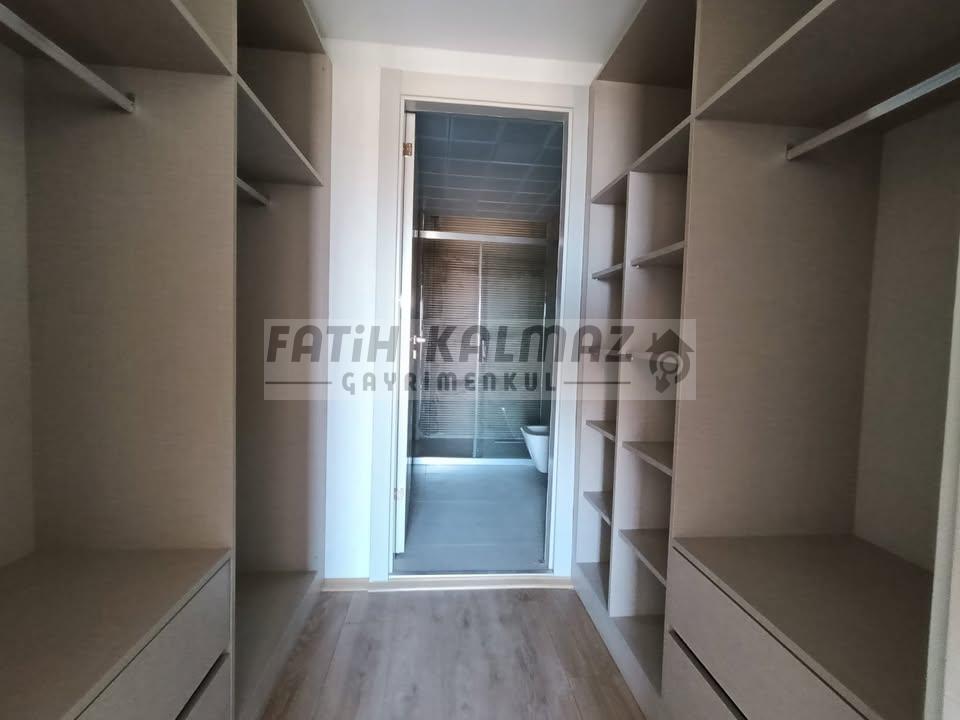 Konya Selçuklu S. Eyyubi Mahallesi’nde Satılık 3+1 AraKat Daire – 160 m², Kızartma Mutfaklı